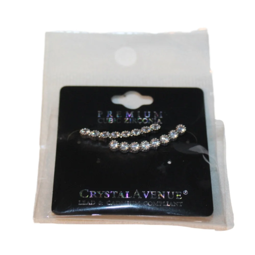 Women's Cubic Zirconia Climbing Earrings - Picture 6 of 16